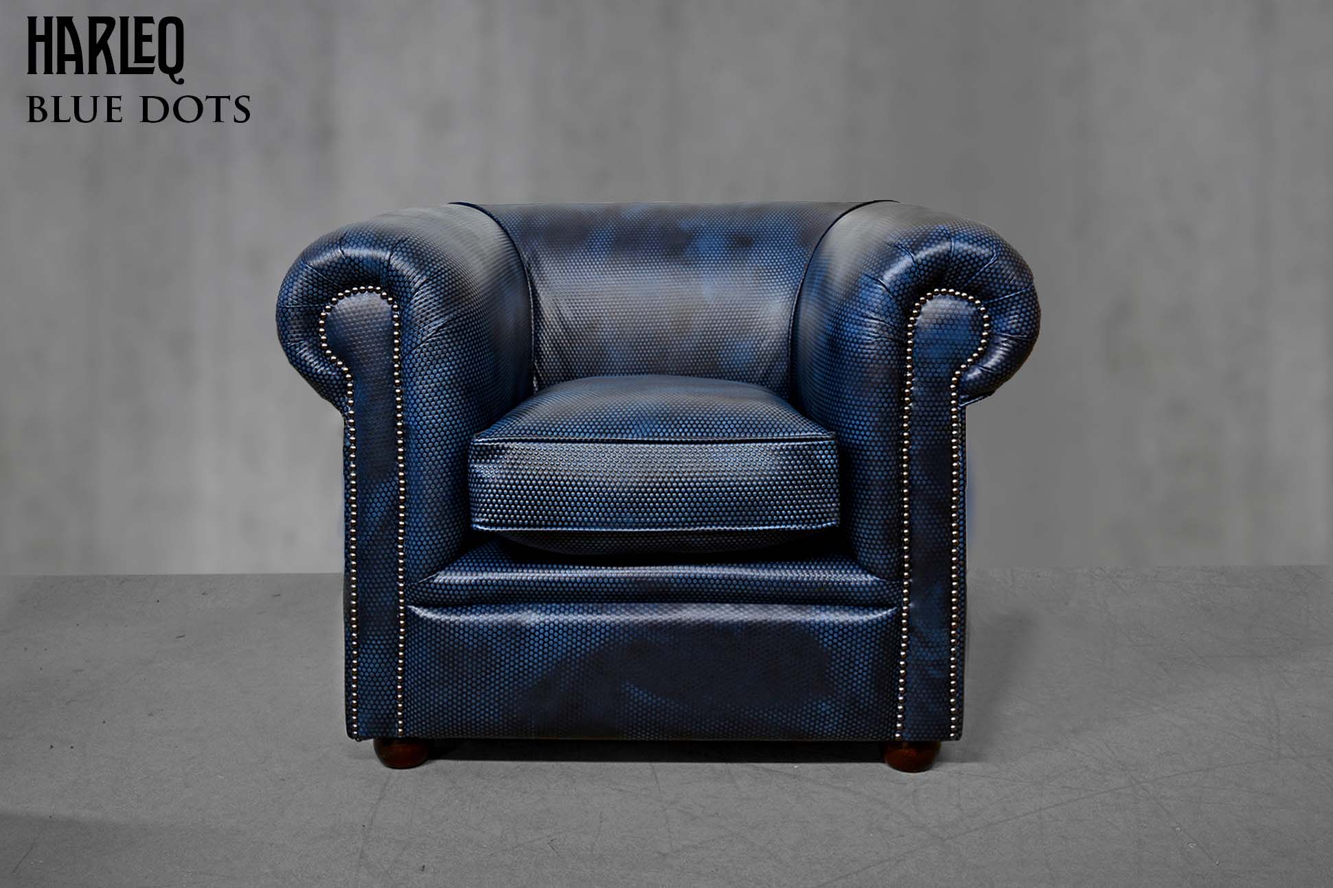 Chesterfield-modern-chair-leather-blue-design-pois