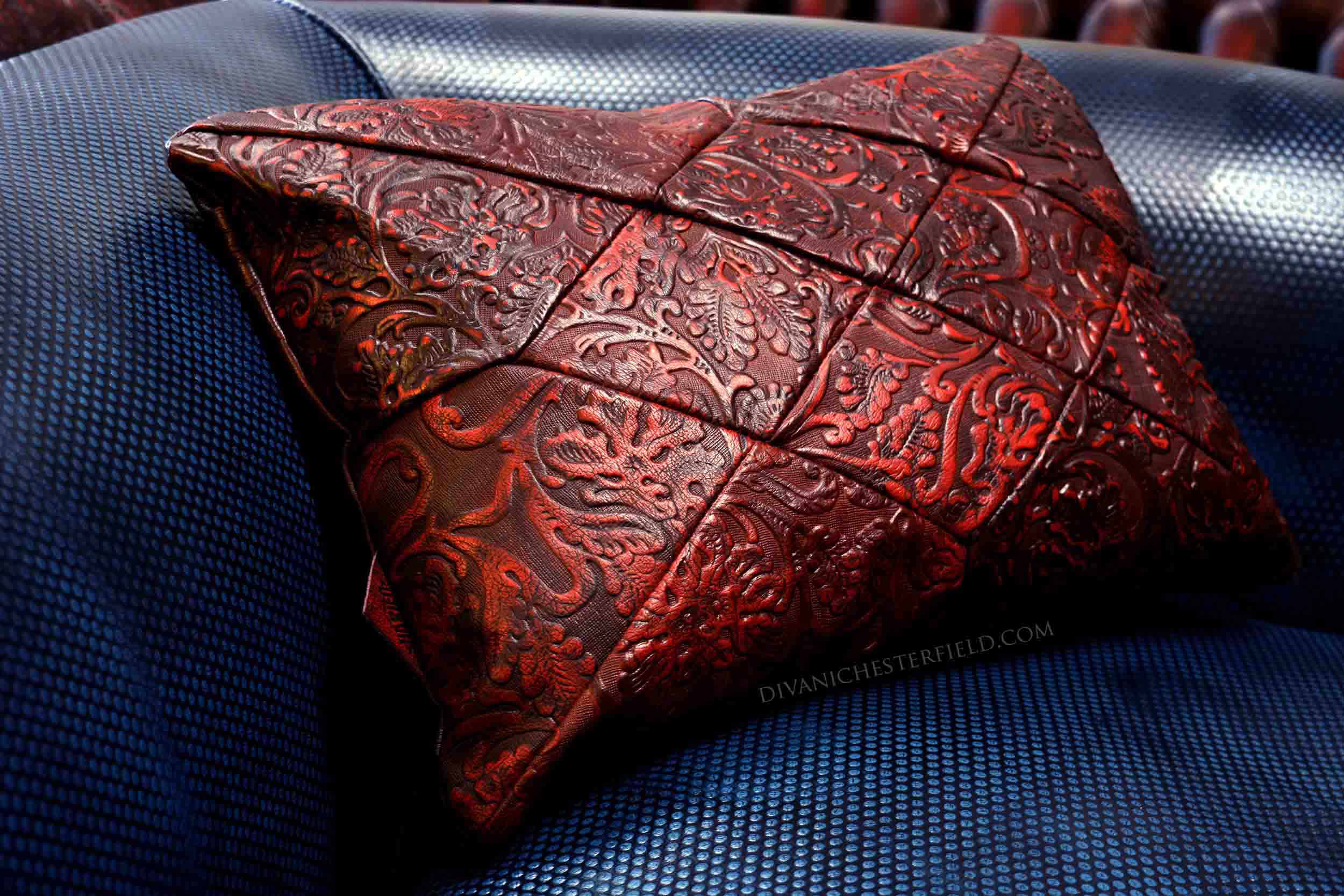 pillow-pelle-classica-luxury-red-firenze